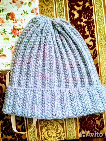 Шапки вязаные. Ручная работа