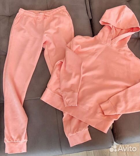 Спортивный костюм Zarina