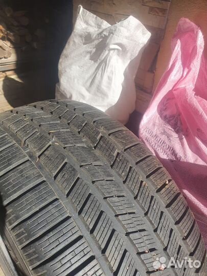 Pirelli Scorpion Ice&Snow 295/35 R21