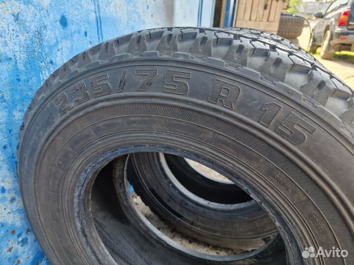 Medved Я-555 235/75 R15 105S