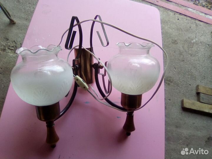 Комплект люстра и бра