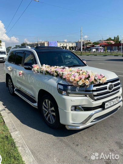 Свадебные украшения на машину