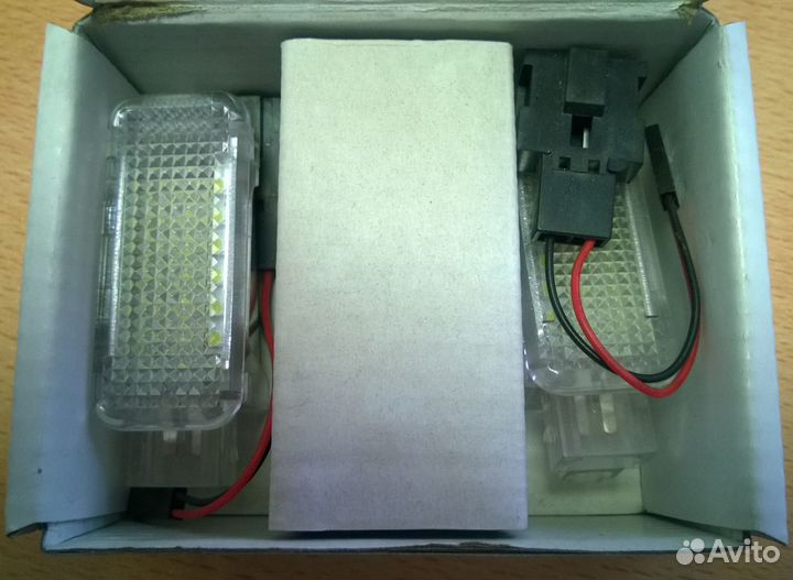 Светодиодные лампы в дверь Audi