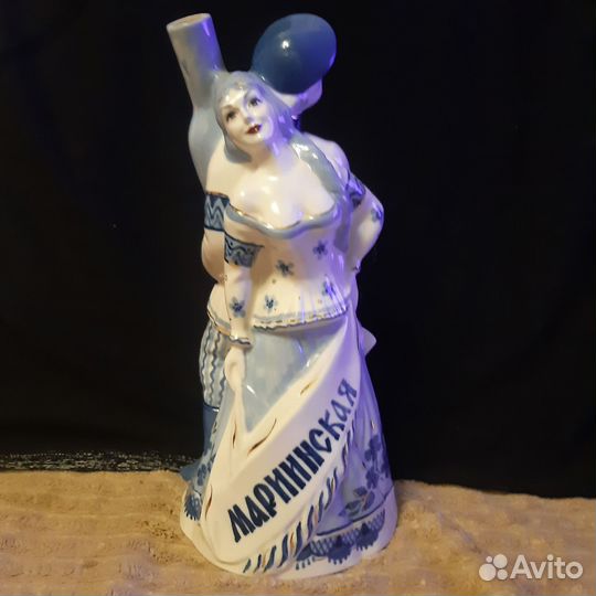 Глиняный кувшин