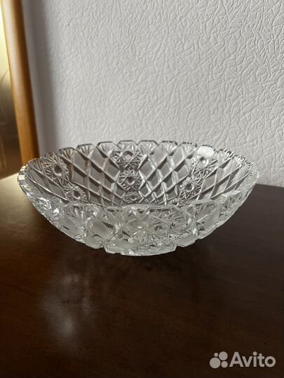 Хрустальная тарелка