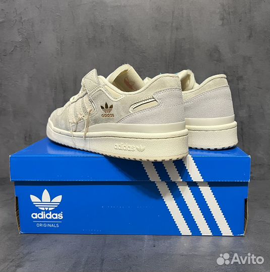 Кроссовки Adidas Forum 84 low с нитками