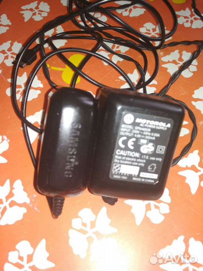 Зарядное устройство для телефона Motorola