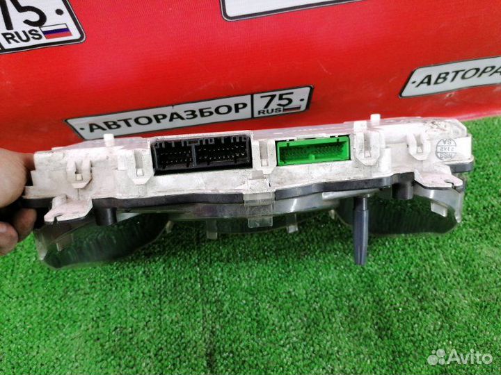 Панель приборов Honda Fit GD3 L15A