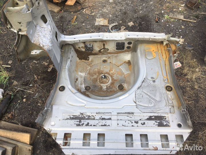 Панель задняя Skoda Roomster Шкода Румстер