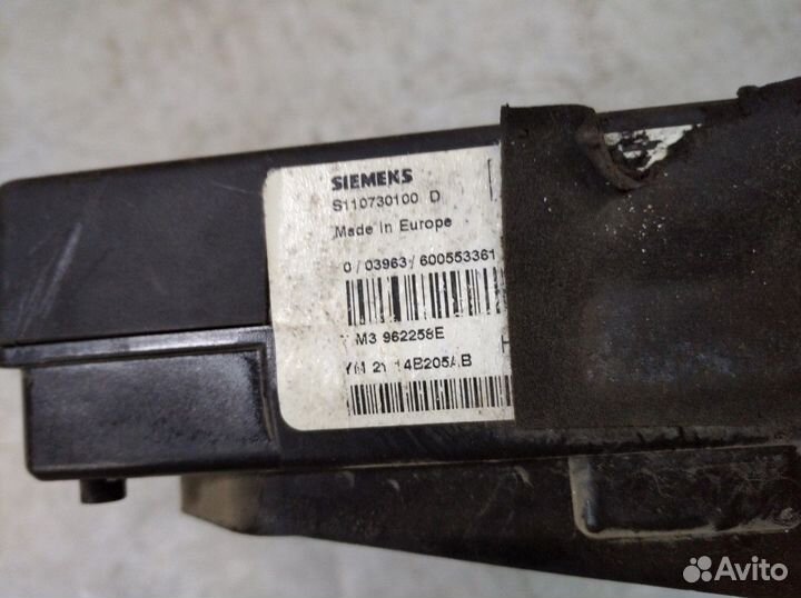 Блок предохранителей Фольксваген Шаран