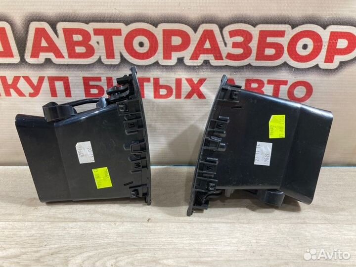 Дефлектор воздушный LADA Xray хэтчбек 2017