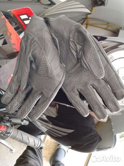 Мотоциклетные перчатки