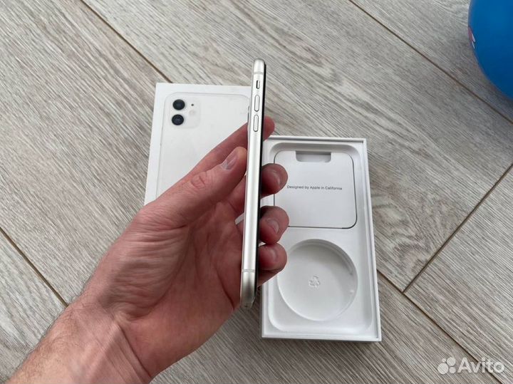 iPhone 11, 128 ГБ