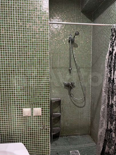 3-к. апартаменты, 156 м², 8/9 эт.