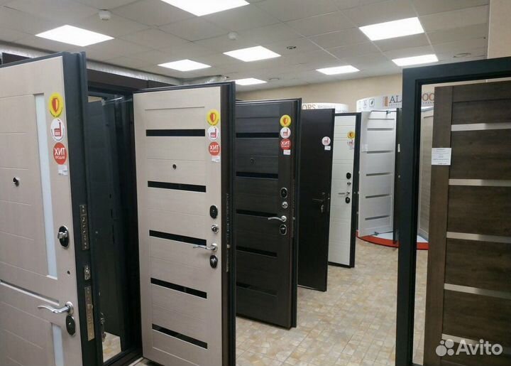 Дверь входная металлическая новая