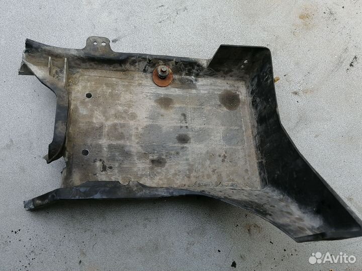 Полка аккумулятора для Ford Explorer U2 1994-2003