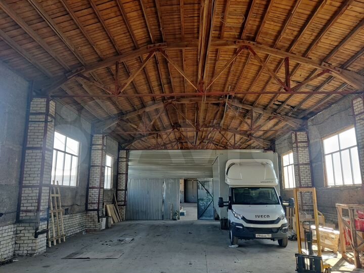 Производство, 1350 м²