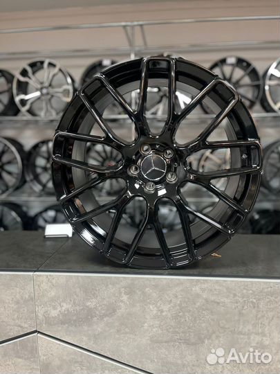 Диски литые R20 для Mercedes-Benz разноширокие