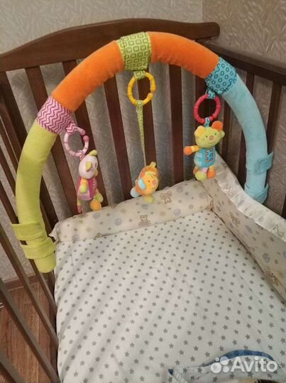 Дуга на кроватку