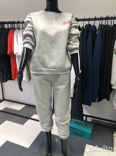 Костюм женский