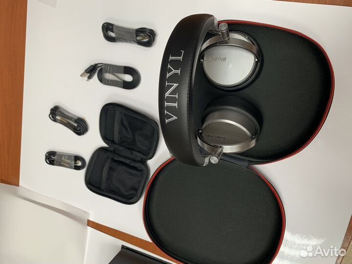 Блютуз наушники