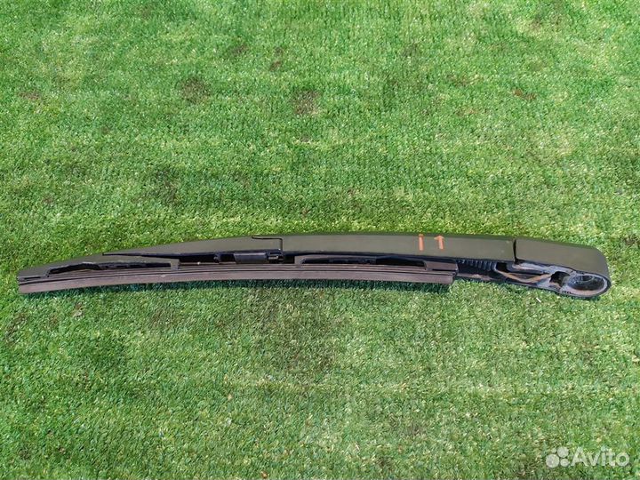 Поводок стеклоочистителя задний Opel Astra J 2010