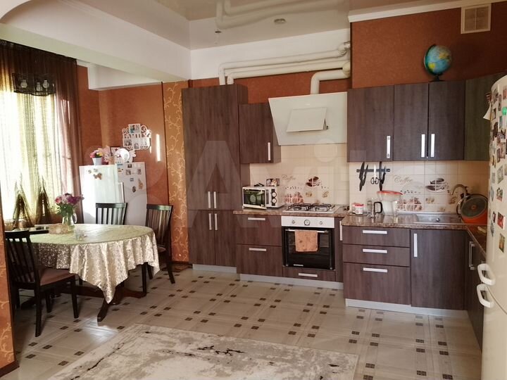 4-к. квартира, 77 м², 3/3 эт.