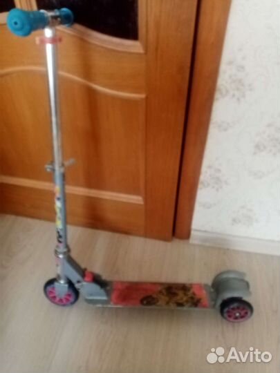 Самокат детский трехколесный