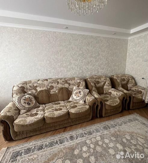 Диван и 2 кресла