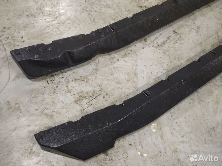 Абсорбер переднего бампера Toyota RAV 4 2006-2012