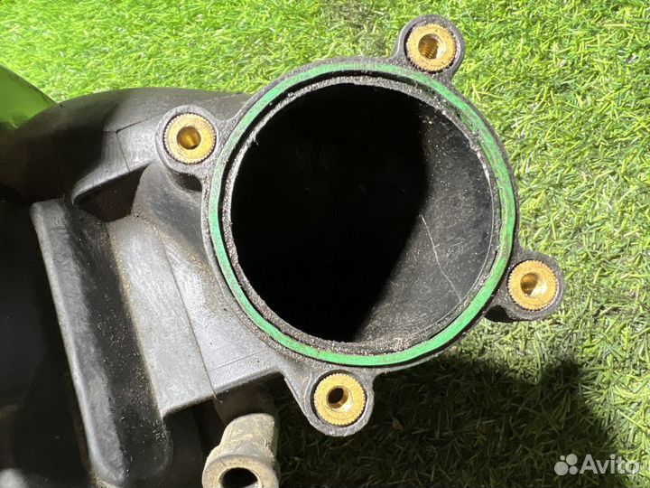 Коллектор впускной Opel Astra