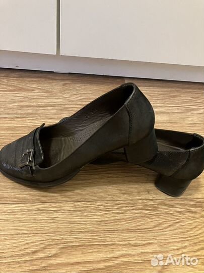 Зимние женские сапоги 36