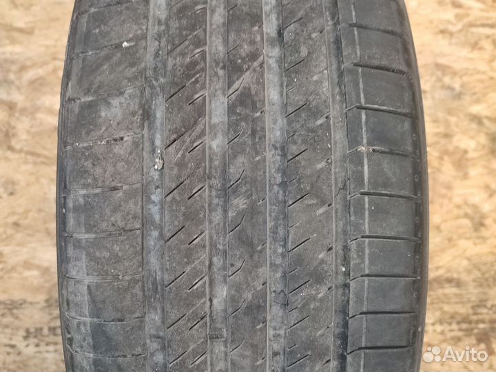 Sumitomo HTR Z 235/45 R18 98Y