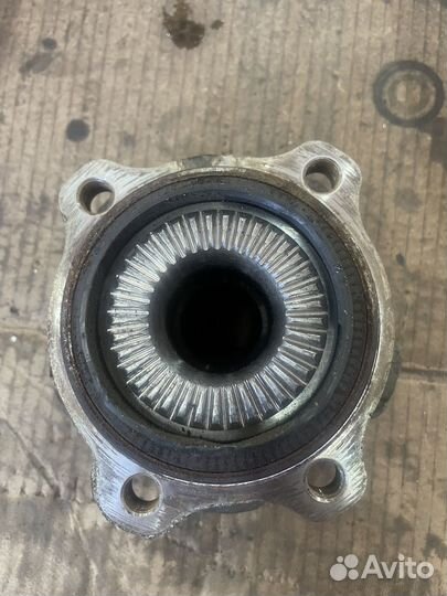 Ступичный подшипник BMW G20