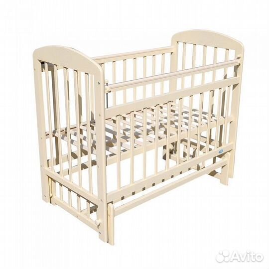 Детская кроватка с маятником