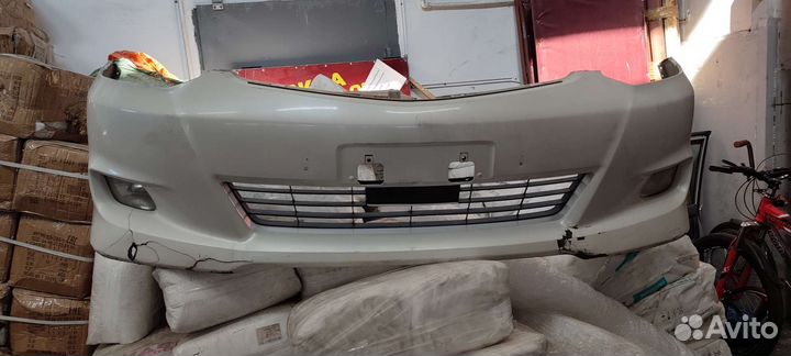 Бампера на toyota виш