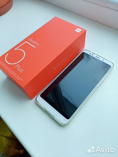 Xiaomi Redmi 5 Plus, 3/32 ГБ