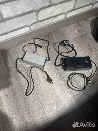 Зарядное устройство 58.8V 4А и 3 A