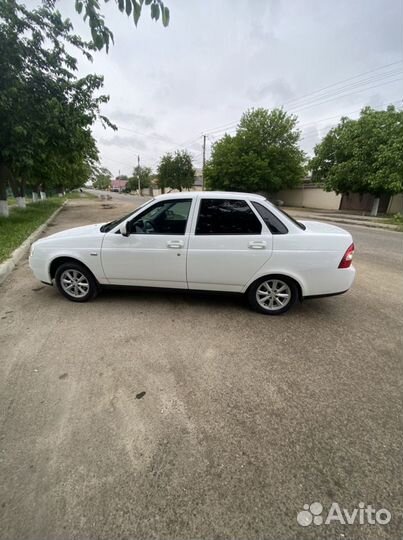 LADA Priora 1.6 МТ, 2014, 100 000 км