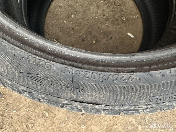 Sunew YS618 225/40 R18 92W