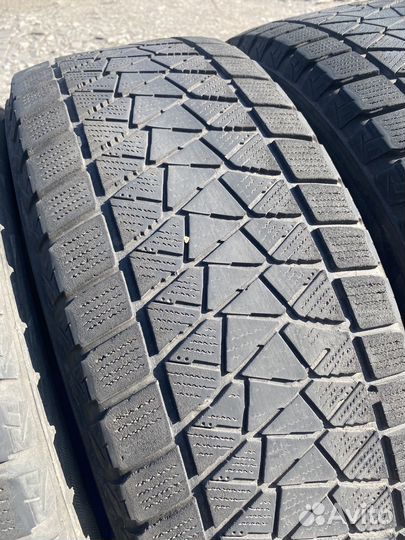 Bridgestone Blizzak DM-V2 225/65 R17