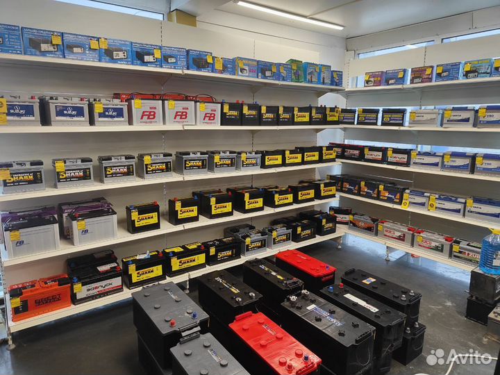 Аккумулятор Zubr Ultra 63Ah