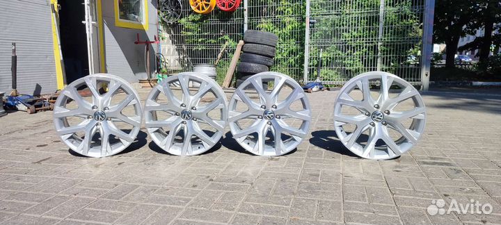 Оригинальные диски r18