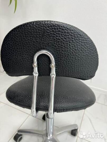 Стул седло Новый со спинкой для мастера