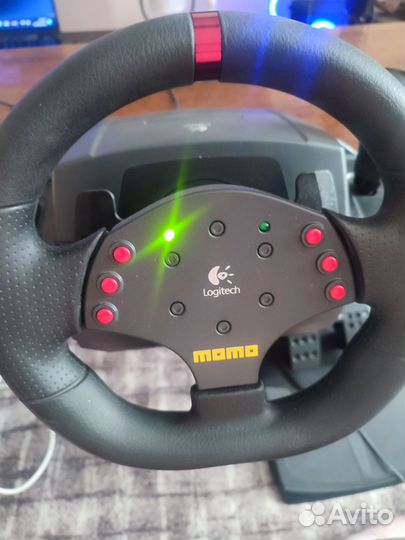 Руль logitech momo racing
