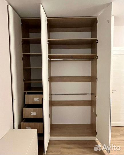 Шкаф в прихожую