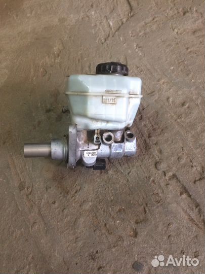 Главный тормозной цилиндр Passat b6 B7 CC