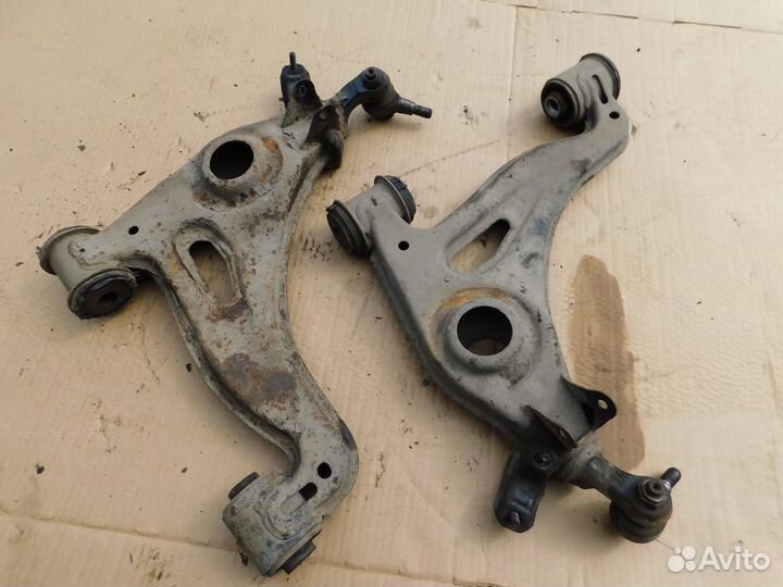 Рычаг подвески передний Mercedes Clk