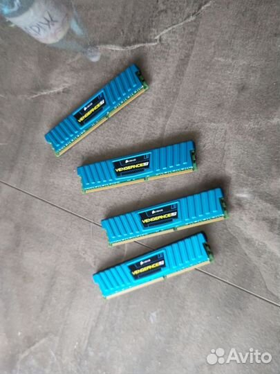 Озу Corsair vengeanceLP 4x4gb ddr3 1600 оперативна