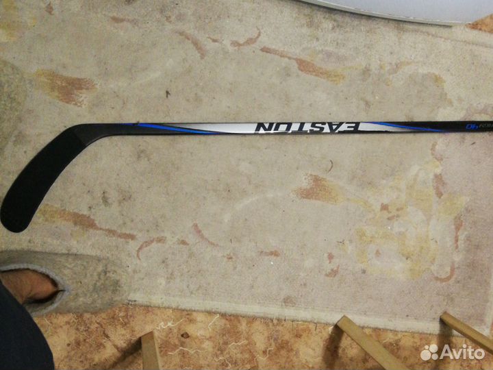Клюшка хоккейная правый хват взрослая